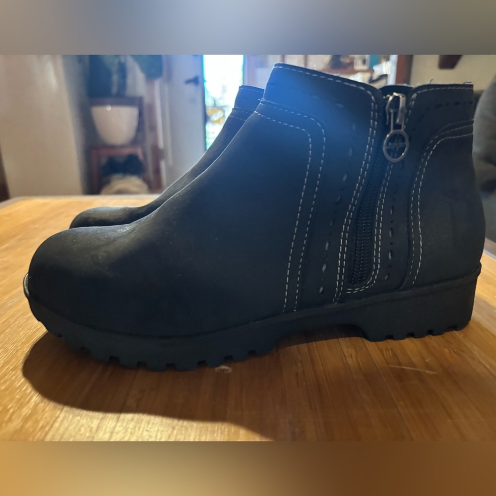 Women's Dark Gray Ankle Boots with Zip Closure
